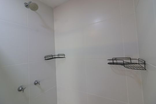 Banheiro de apartamento para alugar com 1 quarto, 40m² em Centro, Osasco