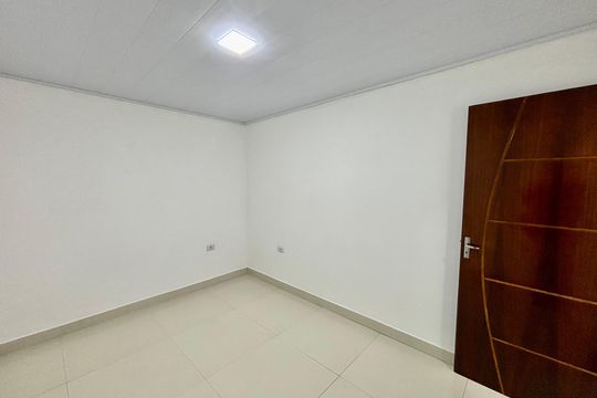 Quarto 2 de casa para alugar com 2 quartos, 60m² em Cidade Nova São Miguel, São Paulo
