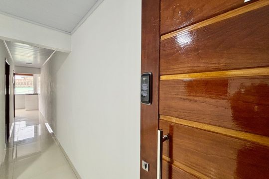 Corredor de casa para alugar com 2 quartos, 60m² em Cidade Nova São Miguel, São Paulo