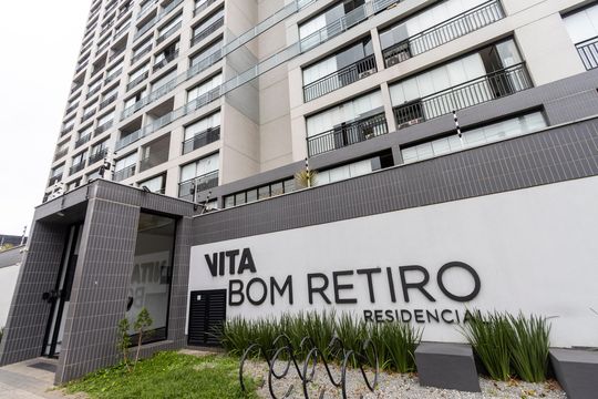 Fachada do Condomínio de kitnet/studio para alugar com 1 quarto, 32m² em Bom Retiro, São Paulo