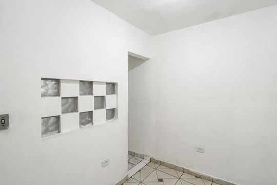 Quarto 2 de casa para alugar com 2 quartos, 40m² em Parque Cisper, São Paulo