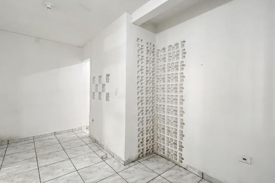Sala/Cozinha de casa para alugar com 2 quartos, 40m² em Parque Cisper, São Paulo