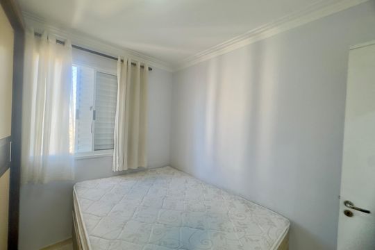Quarto 2 de apartamento para alugar com 2 quartos, 47m² em Jardim Las Vegas, Guarulhos