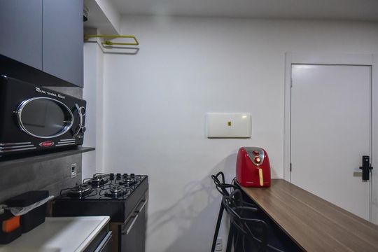 Cozinha de kitnet/studio à venda com 1 quarto, 26m² em Jardim Panorama, São Paulo