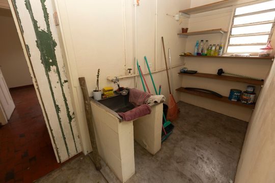 Área de serviço de casa para alugar com 4 quartos, 192m² em Sousas, Campinas