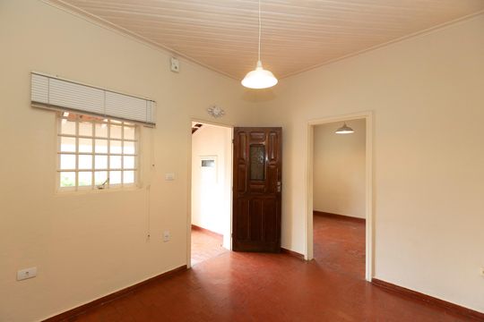 SALA de casa para alugar com 4 quartos, 192m² em Sousas, Campinas