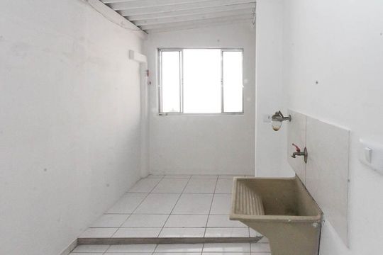 Área de Serviço de casa para alugar com 1 quarto, 55m² em Vila Darli, São Paulo
