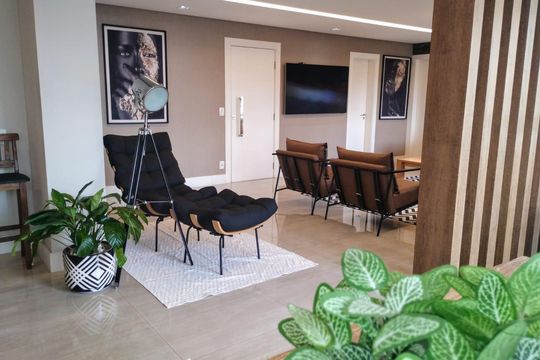 Sala de apartamento à venda com 3 quartos, 183m² em Vila Rosalia, Guarulhos
