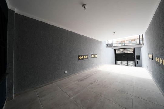 Garagem de casa para alugar com 3 quartos, 140m² em Artur Alvim, São Paulo