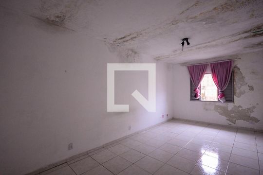 Casa para alugar com 2 quartos, 120m² em Jardim Previdencia, São Paulo