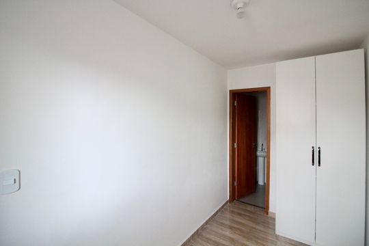 Quarto 1 de apartamento para alugar com 1 quarto, 35m² em Vila Guilhermina, São Paulo