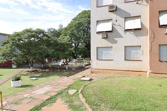 Vista do Quarto 2 de apartamento à venda com 3 quartos, 80m² em Rubem Berta, Porto Alegre