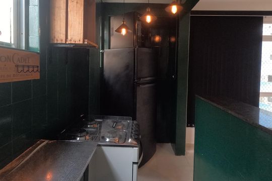 Cozinha Americana de apartamento para alugar com 1 quarto, 70m² em Gonzaga, Santos