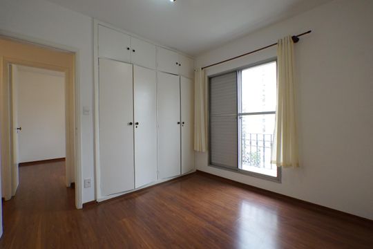 Suíte de apartamento para alugar com 3 quartos, 105m² em Vila Mariana, São Paulo