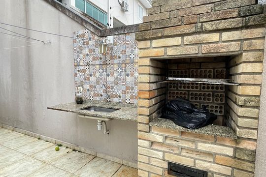 Churrasqueira de casa para alugar com 3 quartos, 170m² em Jardim Ester, São Paulo