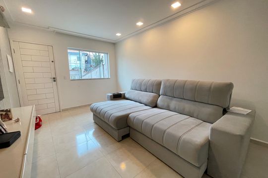 Sala de casa para alugar com 3 quartos, 170m² em Jardim Ester, São Paulo