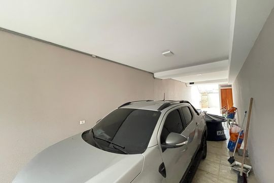 Garagem de casa para alugar com 3 quartos, 170m² em Jardim Ester, São Paulo