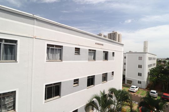 Vista Área de serviço de apartamento para alugar com 2 quartos, 43m² em Gávea, Uberlândia