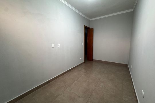 Casa para alugar com 3 quartos, 130m² em Novo Osasco, Osasco