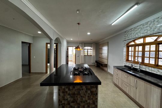 Casa para alugar com 3 quartos, 130m² em Novo Osasco, Osasco