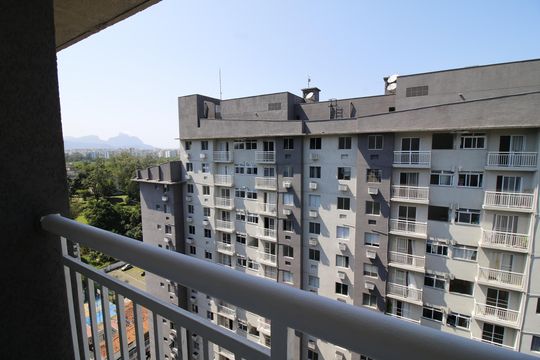 Varanda de apartamento para alugar com 2 quartos, 46m² em Jacarepaguá, Rio de Janeiro