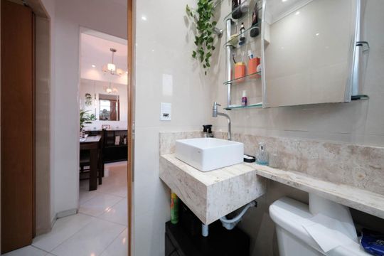 Banheiro de apartamento à venda com 2 quartos, 48m² em Vila Rui Barbosa, São Paulo