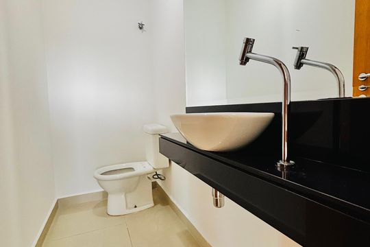 Lavabo de apartamento para alugar com 4 quartos, 133m² em Tamboré, Santana de Parnaíba