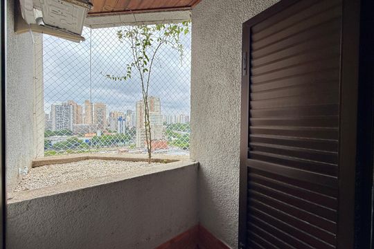 Sacada Suíte de apartamento à venda com 3 quartos, 270m² em Santo Amaro, São Paulo