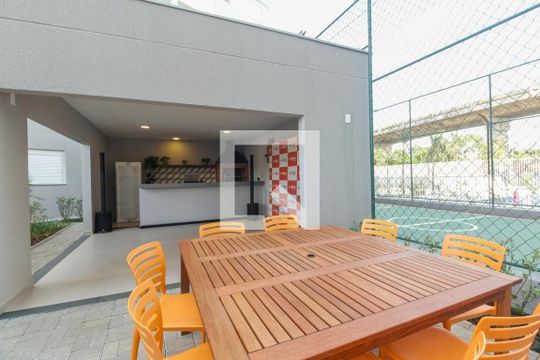 Condomínio  de apartamento para alugar com 2 quartos, 42m² em Guaiaúna, São Paulo