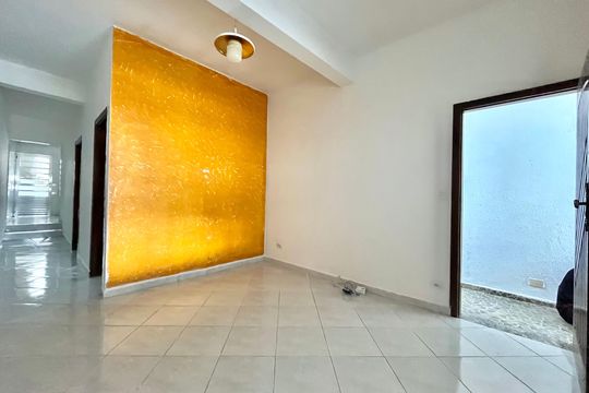 Sala de casa à venda com 2 quartos, 100m² em Vila Mira, São Paulo