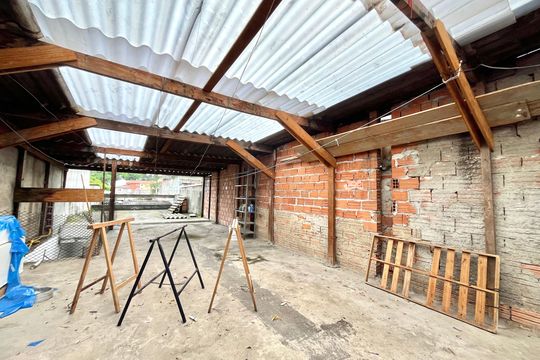 Terraço de casa à venda com 2 quartos, 100m² em Vila Mira, São Paulo