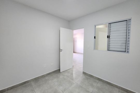 Quarto de kitnet/studio para alugar com 2 quartos, 43m² em Chácara Califórnia, São Paulo