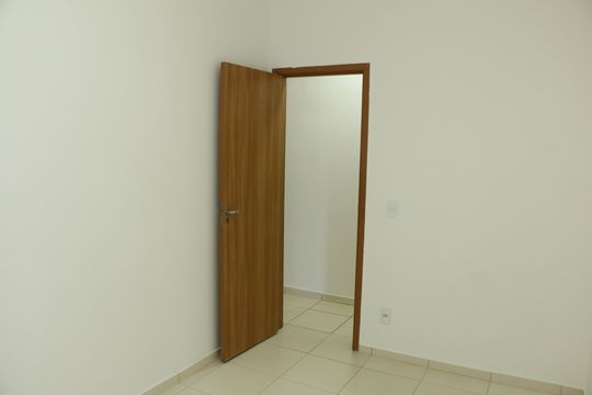 Quarto de apartamento para alugar com 2 quartos, 100m² em Ouro Verde, Nova Iguaçu