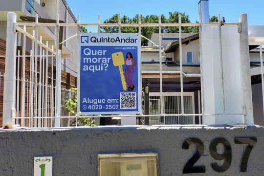 Plaquinha de casa para alugar com 3 quartos, 140m² em Ingleses do Rio Vermelho, Florianópolis