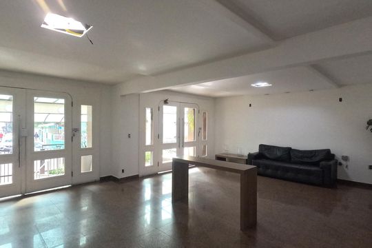 Área Comum - Hall de entrada de apartamento para alugar com 1 quarto, 66m² em Gonzaga, Santos