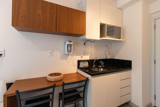 Cozinha de apartamento à venda com 1 quarto, 31m² em Perdizes, São Paulo