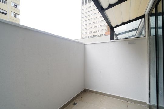 Varanda de kitnet/studio à venda com 1 quarto, 33m² em Consolação, São Paulo