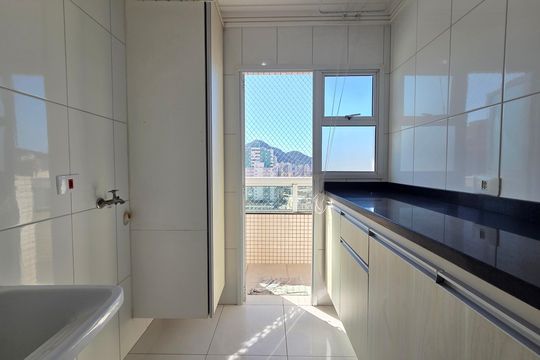 Área de Serviço de apartamento para alugar com 3 quartos, 127m² em Boqueirão, Praia Grande