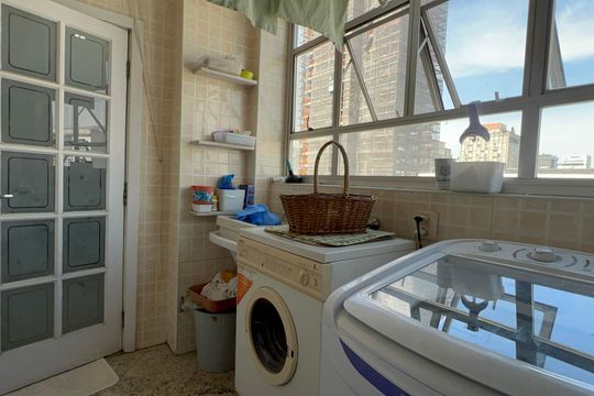 Área de Serviço de apartamento à venda com 3 quartos, 222m² em Jardim Paulista, São Paulo