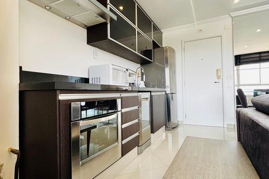 Cozinha  de apartamento para alugar com 1 quarto, 42m² em Melville Empresarial Ii, Barueri