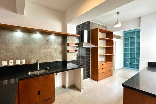 Apartamento para alugar com 4 quartos, 225m² em Copacabana, Rio de Janeiro