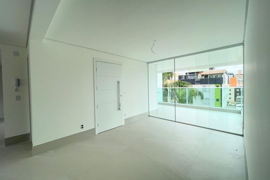 Sala de apartamento à venda com 4 quartos, 156m² em Castelo, Belo Horizonte