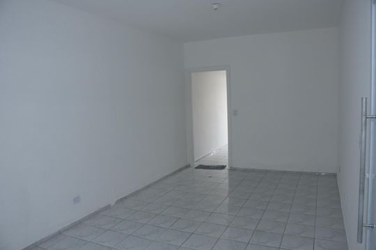 Sala de casa para alugar com 3 quartos, 130m² em Capão do Embira, São Paulo