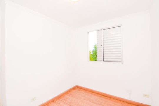 Quarto 2 de apartamento para alugar com 2 quartos, 45m² em Água Chata, Guarulhos