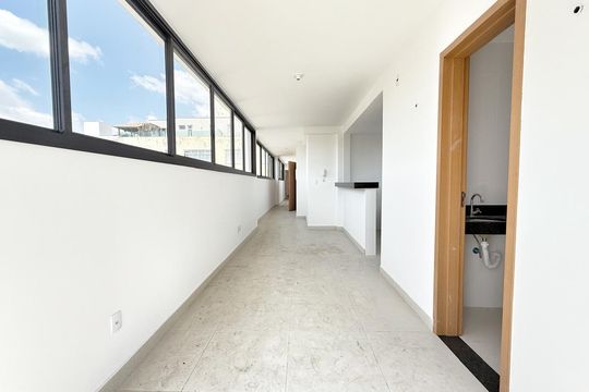Sala de apartamento à venda com 2 quartos, 97m² em Alto Barroca, Belo Horizonte