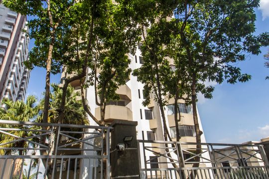 Vista da Rua de apartamento para alugar com 3 quartos, 106m² em Alphaville Industrial, Barueri