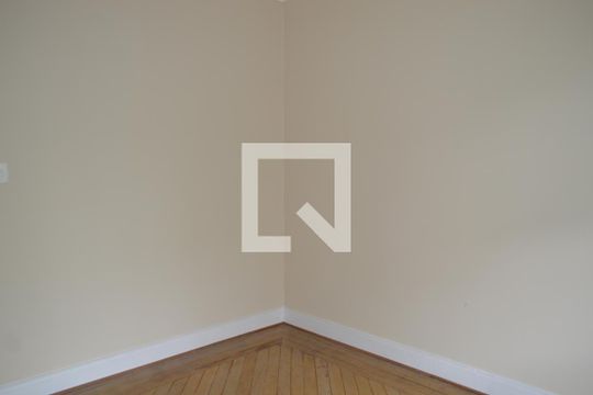 Casa à venda com 5 quartos, 250m² em Cambuci, São Paulo