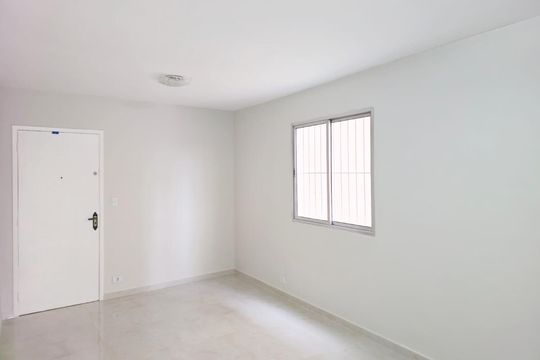 Sala de apartamento para alugar com 2 quartos, 62m² em Vila Leonor, Guarulhos