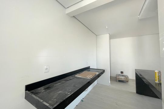 Cozinha de apartamento à venda com 4 quartos, 138m² em Itapoã, Belo Horizonte