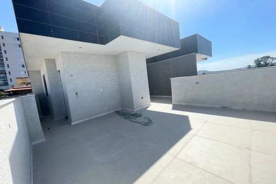 Cobertura de apartamento à venda com 4 quartos, 138m² em Itapoã, Belo Horizonte